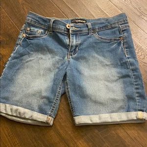 Kids stretchy jean shorts